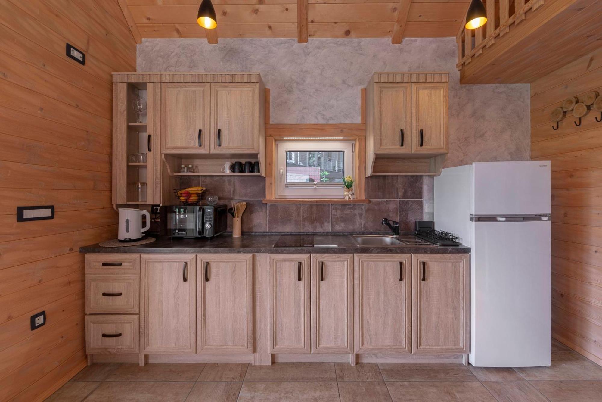 Resort Pri Hrastu Камник Екстериор снимка