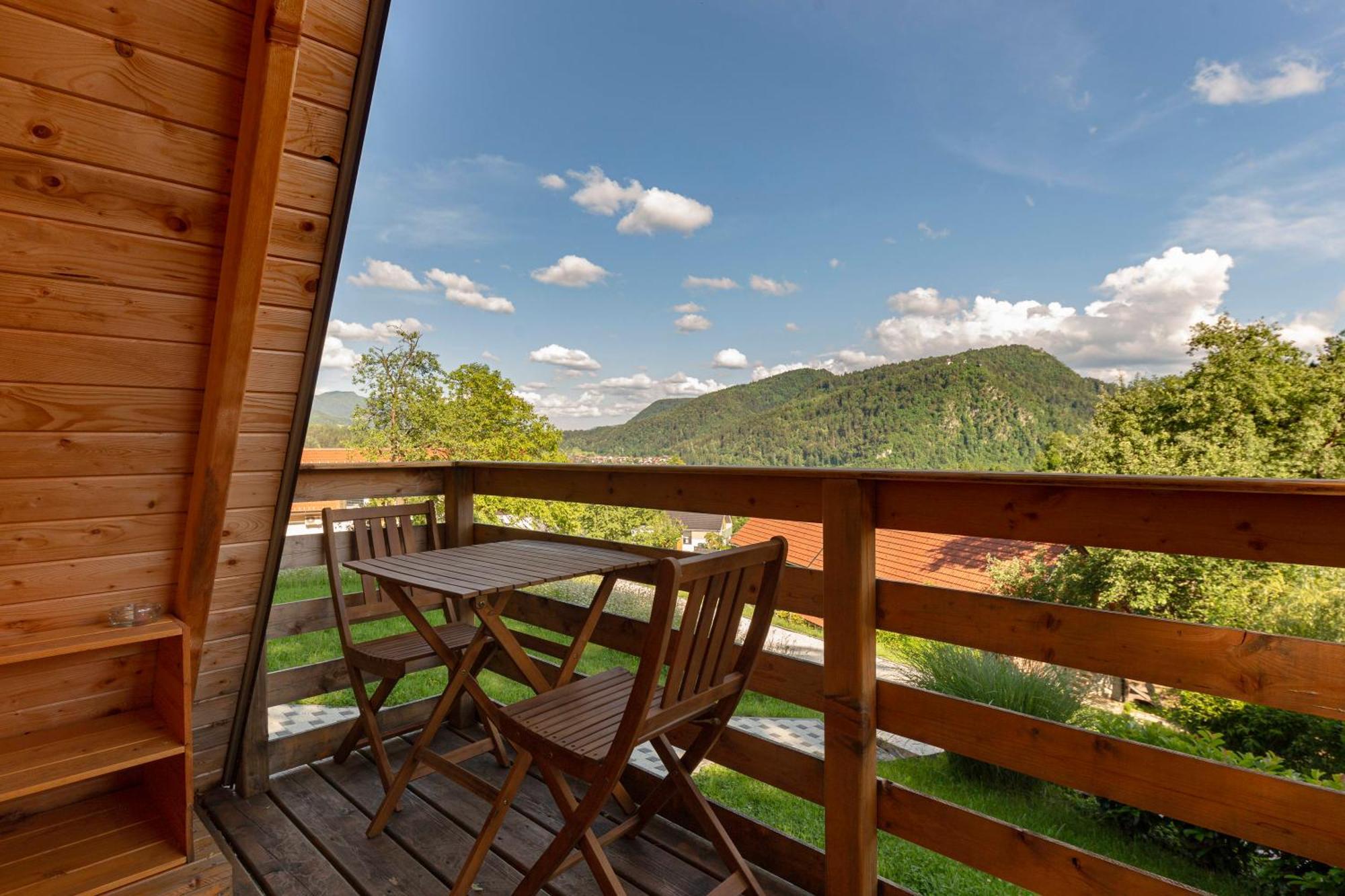 Resort Pri Hrastu Камник Екстериор снимка