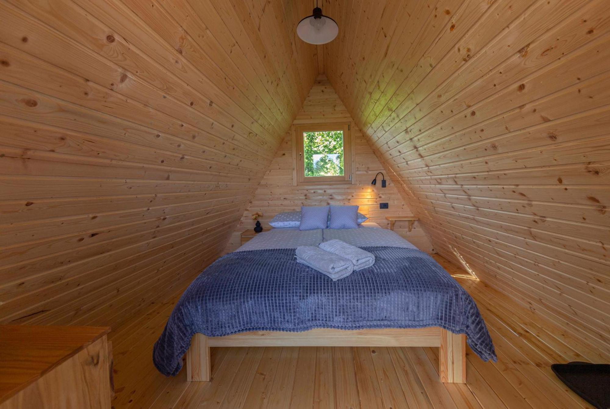 Resort Pri Hrastu Камник Екстериор снимка